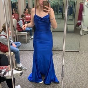 NWOT Prom or cocktail dress. Royal blue size 2